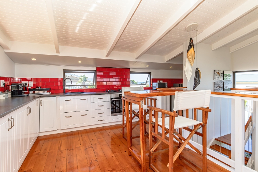 4 Bedroom Property for Sale in Keurboomstrand Western Cape